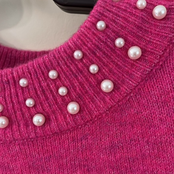 CECE Pink  with Pearl Embellishments Size S Crewneck Sweater NWOT - Picture 7 of 9